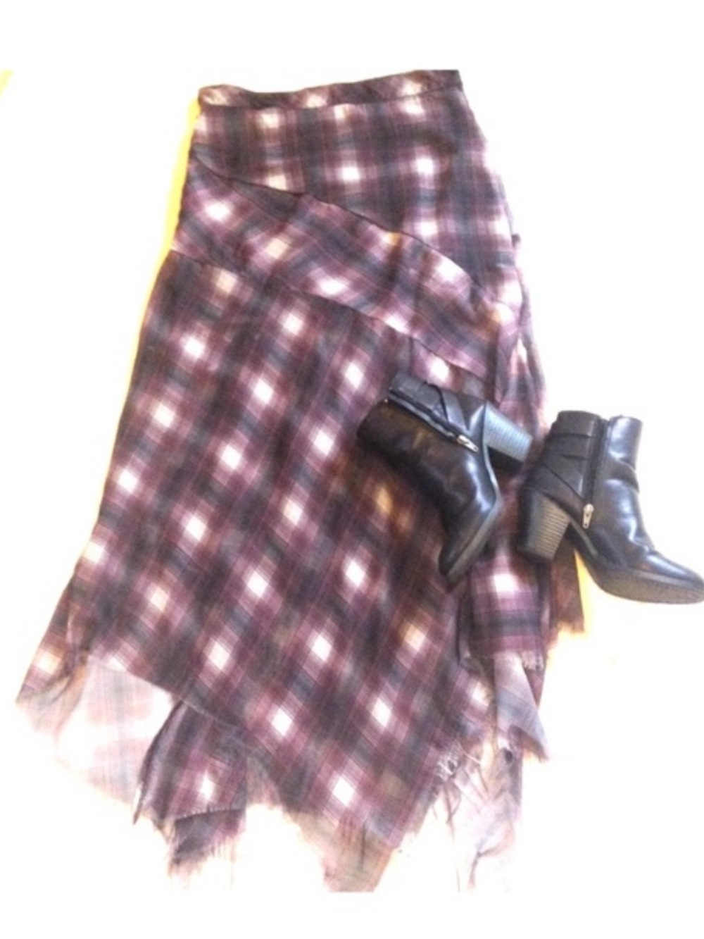 ISO UNIF Plaid Riff Skirt